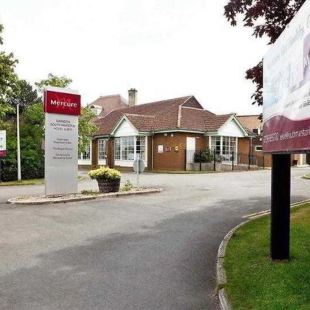 Mercure Swindon East Hotel And Spa Exterior photo
